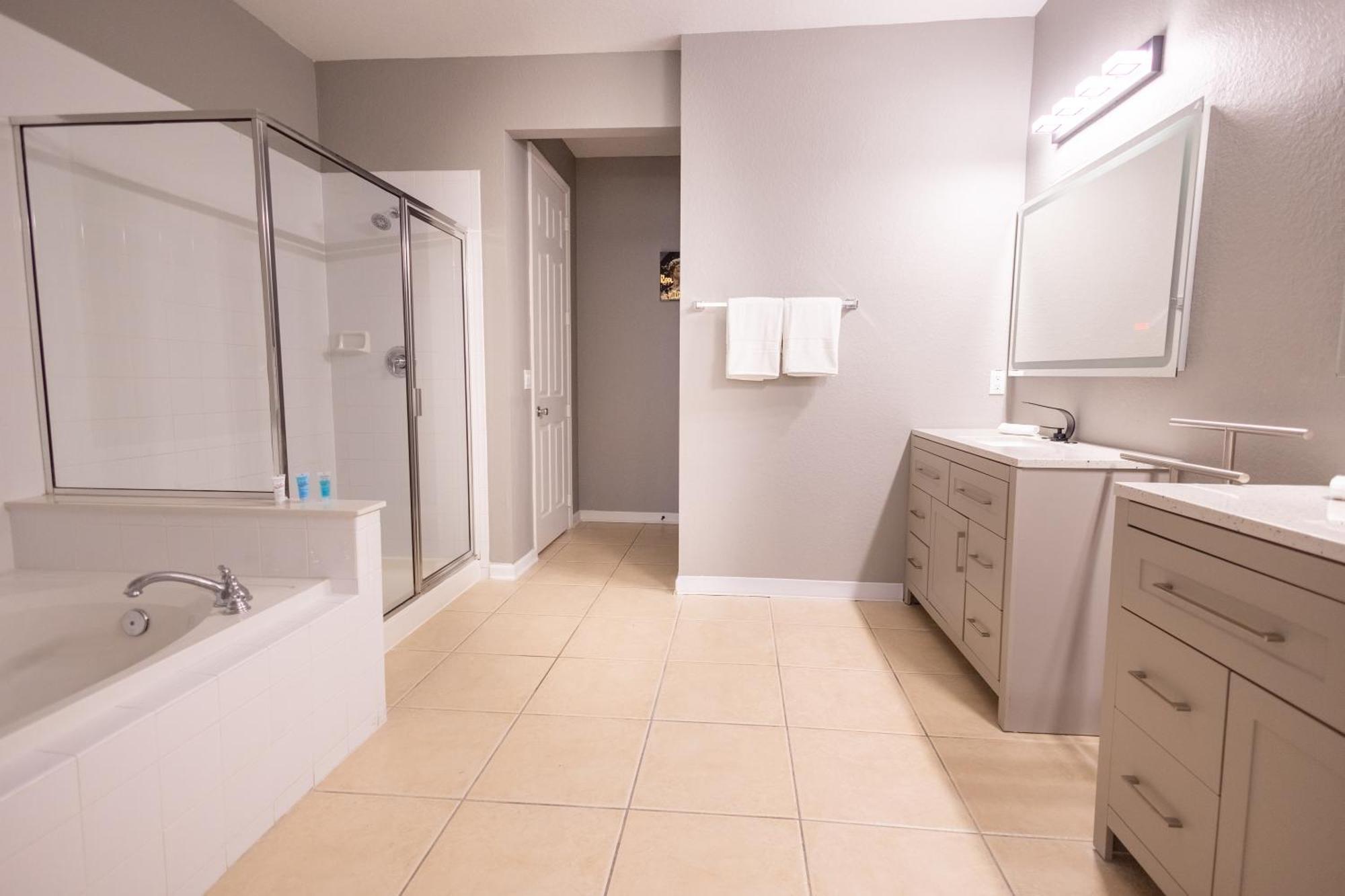 Disney Parks- International Dr - Orlando Luxury Condominium- Fully Equipped - 3Bed & 2 Bath- Екстер'єр фото